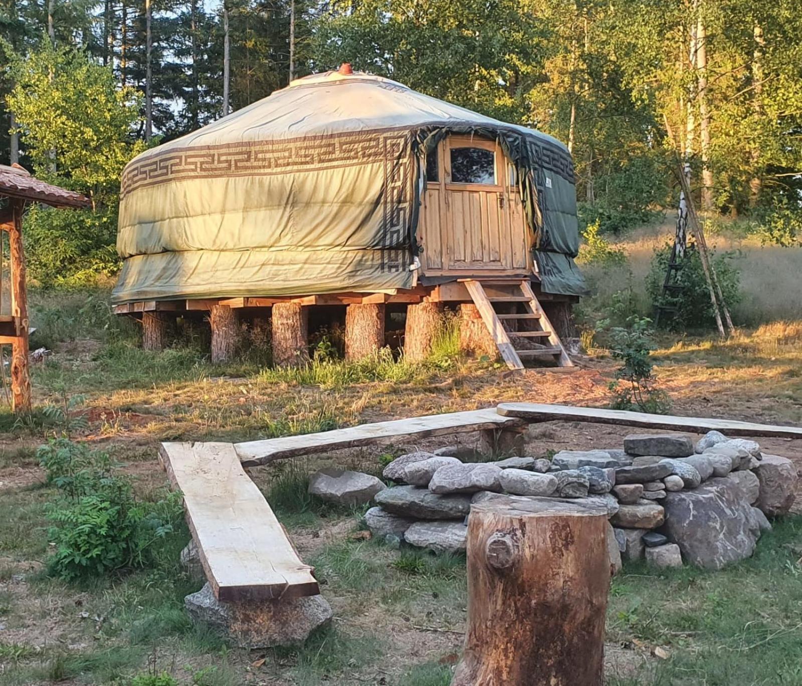 Vittfarnas Vikingaby Villa Sosdala Exterior foto